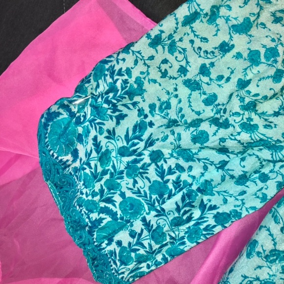 1960s/1970s RARE Raksha Hindimp London Saks Fifth Avenue 100% silk caftan - Picture 9 of 15